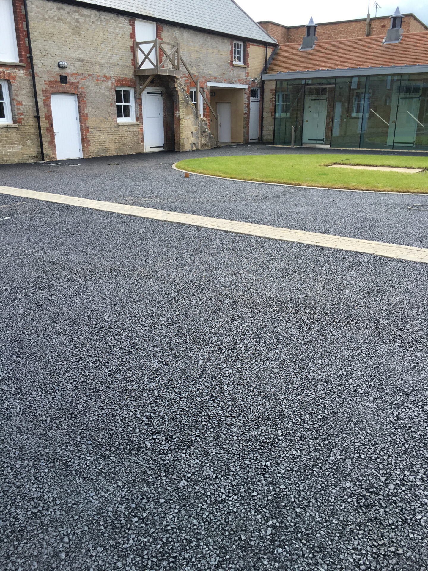 Read more about the article Winter Damage to Driveways: Prevention and Repair
